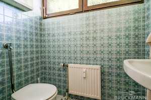Gute Lage, schöner Garten: L-förmiger Bungalow in Massivbauweise auf großzügigem Grundstück! – Tiefenthaler Straße 29, 67269 Bad Dürkheim (Kreis) – Vorschaubild 17