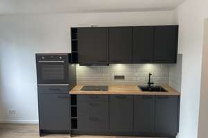 Altbau trifft Moderne - Top Sanierte Stadt Wohnung