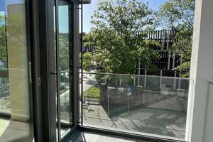Wunderschöne 3 Zimmer- Wohnung mit zwei Bädern und Luxus Ausstattung im Hofgarten Karree Karlsruhe – Kußmaulstraße 5, 76187 Nordweststadt, Karlsruhe – Vorschaubild 5