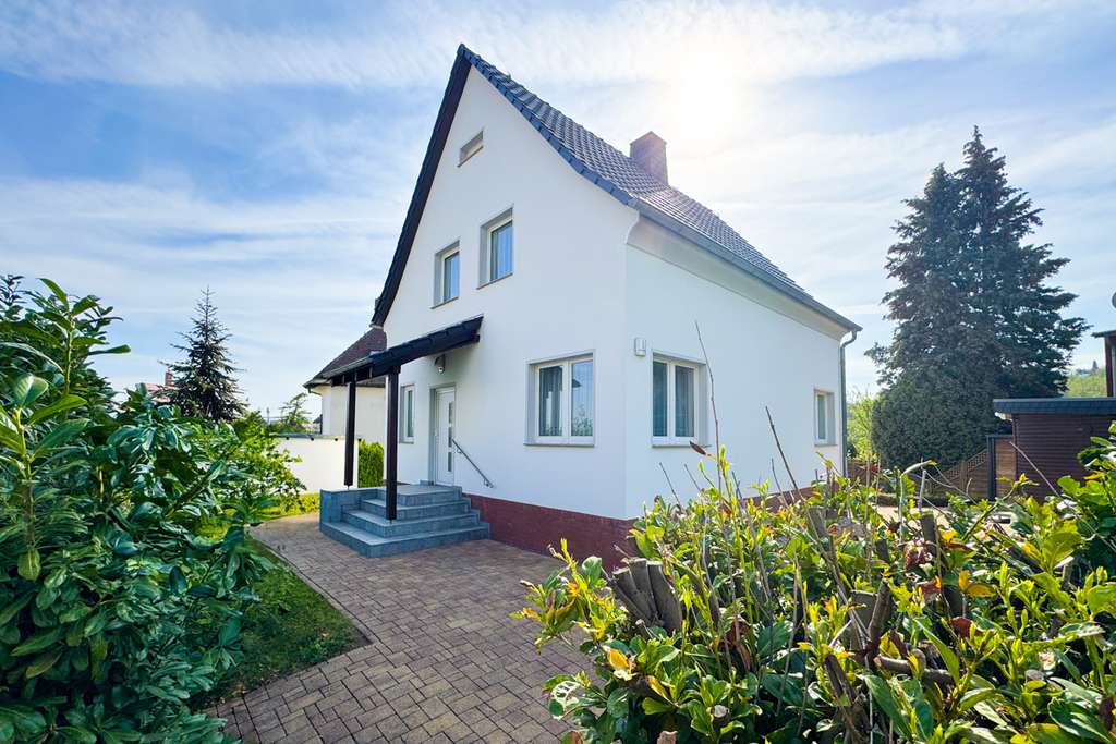 Saniertes Einfamilienhaus in Höhenlage Cossebaudes!