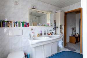 Attraktives Einfamilienhaus mit zwei
Terrassengärten & ELW in begehrter Hanglage – Alb-Donau-Kreis – Vorschaubild 16