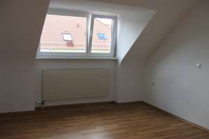 Moderne, renovierte 3-Zi-Dachgeschoss-Wohnung (kein Balkon), perfekt für 2er-WG – Die vollständige Adresse der Immobilie erhältst du vom Anbieter., 70372 Kurpark, Stuttgart – Vorschaubild 10