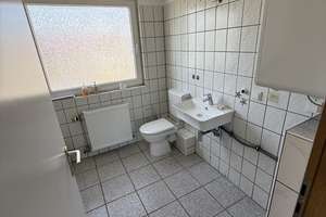  Helle 3-Zimmer-Dachgeschosswohnung (94 m²) – frisch renoviert in Köln-Kalk – Augsburger Strasse 2, 51103 Höhenberg, Köln – Vorschaubild 6