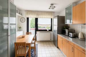 Kapitalanlage mit Mietsteigerungspotenzial – 3 Zimmer, Balkon und Aufzug – Höherweg 33, 40233 Flingern Süd, Düsseldorf – Vorschaubild 3