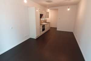 2 ZIMMER Luxus Wohnung - EBK - Wasserblick - Balkone- 1600€ Warm - 1-3 Years contract – Stralauer allee 14, 10245 Friedrichshain, Berlin – Vorschaubild 24