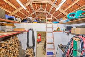 Charmantes Zweifamilienhaus - ideal für Handwerker! – Regensburg (Kreis) – Vorschaubild 18