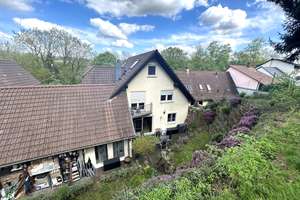 PROVISIONSFREI! Ihr Investment in Pfinztal: Solides Zweifamilienhaus mit Garten und Garagen – Die vollständige Adresse der Immobilie erhältst du vom Anbieter., 76327 Pfinztal – Vorschaubild 11