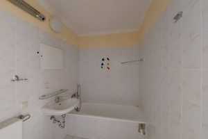 **3-Raumwohnung - Arbeit investieren, Miete sparen** – Johannes-Göderitz-Str. 89, 39130 Magdeburg – Vorschaubild 4