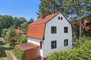 Ein Zuhause mit Herz in Lichterfelde in liebevolle Hände zu vergeben!