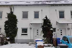 Wann, wenn nicht jetzt? Modernes Reihenhaus mit viel Platz für die ganze Familie