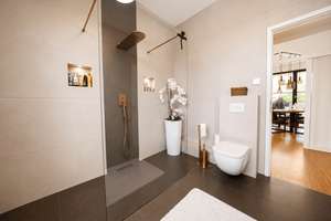 Exklusive Penthousewohnung mit Süd-Dachterrasse & Tiefgaragenstellplatz in Köln-Junkersdorf – 50858 Junkersdorf, Köln – Vorschaubild 13