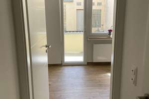 Frisch renovierte 1-Zimmer-Wohnung mit Balkon in Köln-Ehrenfeld – Wahlenstraße 64, 50823 Ehrenfeld (Ortsteil), Köln – Vorschaubild 1