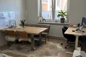 Im beliebten Zooviertel! Freiwerdende, komplett modern möblierte 2 Raum Wohnung  mit Balkon – Mülheimerstraße xx, 40239 Düsseldorf – Vorschaubild 2