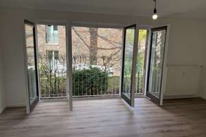 Frisch sanierte 2-Zimmer-Hochparterrewohnung in gepflegter  Wohnanlage mit Pool & Sauna – Die vollständige Adresse der Immobilie erhältst du vom Anbieter., 22297 Winterhude, Hamburg – Vorschaubild 4