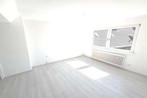 Helle, voll-sanierte 2,5-Zimmer-Wohnung – Wilhelminenstrasse 59, 45881 Schalke, Gelsenkirchen – Vorschaubild 1