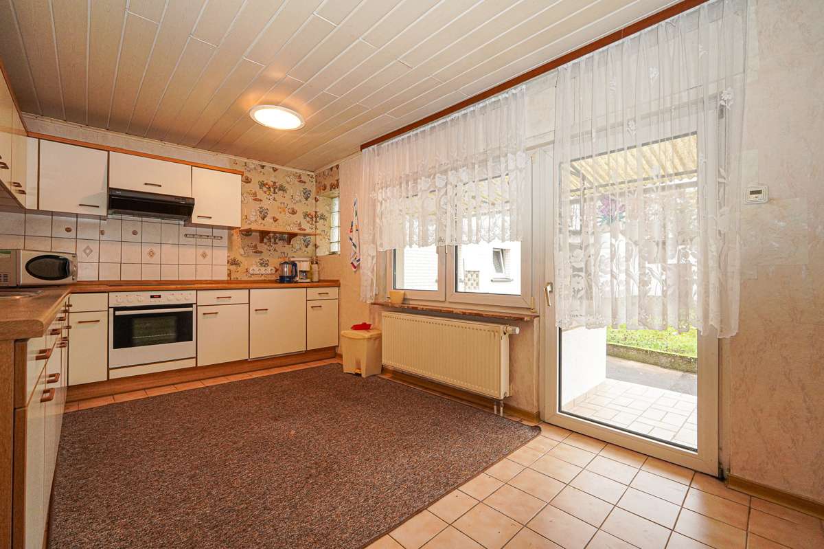 Immobilie in Nentershausen - +++ Geplagtes Einfamilienhaus für die kleine Familie +++ - Bild 9