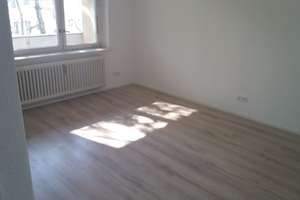 Lichtblick in Charlottenburg: Modernisierte 3-Zimmer-Wohnung nahe Jungfernheide – Die vollständige Adresse der Immobilie erhältst du vom Anbieter., 13627 Charlottenburg-Nord, Berlin – Vorschaubild 11