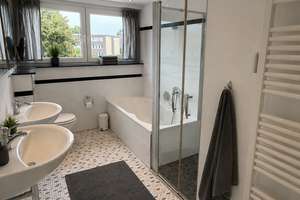 Schöner Wohnen am Rhein - Elegante 4-Zimmer-Wohnung mit TG Stellplatz+Aufzug – 50999 Weiß, Köln – Vorschaubild 7