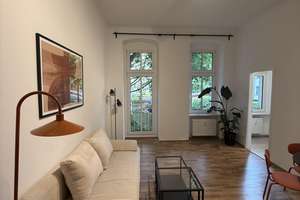 Charmante 1-Zimmer-Wohnung im Gartenhaus – ruhig gelegen mit französischem Balkon & Blick ins Grüne