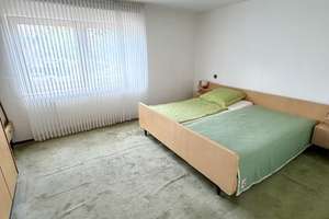 Familienfreundliches Reihenmittelhaus mit schönem Garten in ruhiger Lage von Düsseldorf-Hellerhof – 40595 Hellerhof, Düsseldorf – Vorschaubild 13