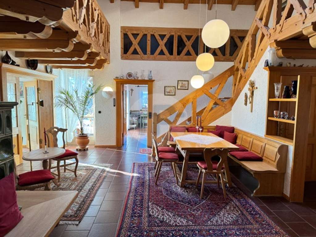 Immobilie in Salzweg - ALPENLÄNDISCHE LANDHAUSVILLA MIT TRAUMHAFTER FERNBLICK - Bild 4