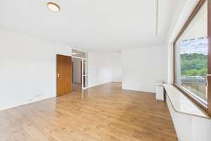 Helle 3-Zimmer-Wohnung mit Balkon, Garage und Treppenlift in Stuttgart-Weilimdorf – Die vollständige Adresse der Immobilie erhältst du vom Anbieter., 70499 Weilimdorf (Ortsteil), Stuttgart – Vorschaubild 18