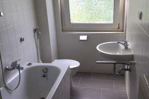 Wohnen im Grünen: renovierte 3-Zimmer-Wohnung! – Bonnekampstr. 35, 45327 Katernberg, Essen – Vorschaubild 7
