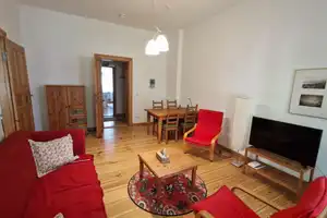 Ruhige, möblierte Wohnung mit perfekter Verkehrsanbindung – Kantstraße 110, 10627 Berlin – Vorschaubild 2