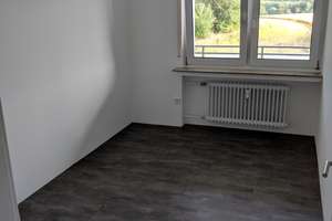 Modernisierte 4-Zimmer-Wohnung mit Balkon und herrlicher Aussicht in Hagen-Haßley – Raiffeisenstr. 26, 58093 Emst, Hagen – Vorschaubild 14