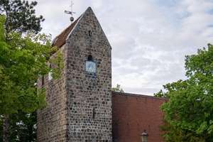 Großzügiges Mehrgenerationenhaus mit 4 Wohnbereichen und Indoor-Pool – Die vollständige Adresse der Immobilie erhältst du vom Anbieter., 12349 Buckow, Berlin – Vorschaubild 26