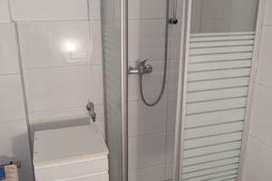 Geräumige 1-Zimmer-Wohnung mit großer, separater Küche und Balkon in Köln-Niehl – Die vollständige Adresse der Immobilie erhältst du vom Anbieter., 50735 Niehl, Köln – Vorschaubild 5