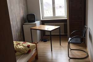 kleines 1-Zimmer Apartment für Pendler oder Wochenendheimfahrer – Oberer Markt 11, 94424 Arnstorf – Vorschaubild 2