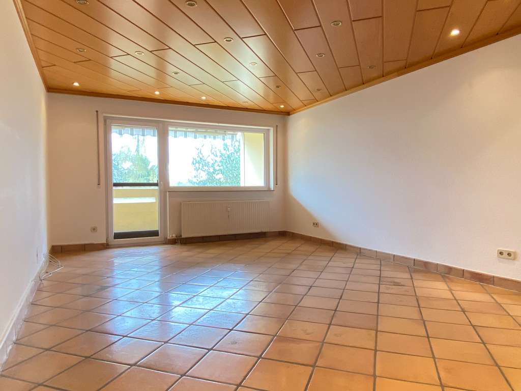 Immobilie in Wiesloch - Singles, Paare oder Familie - 3ZKB mit großzügigem Wohn-/Essbereich und sonniger Loggia - Bild 1