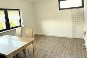 Ruhig wohnen in gepflegter Hausgemeinschaft – Dachgeschosswohnung in Oppum – Die vollständige Adresse der Immobilie erhältst du vom Anbieter., 47809 Oppum, Krefeld – Vorschaubild 8