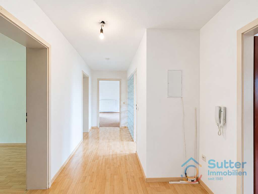 Immobilie in Irsee - 4-Zimmer-Wohnung mit Garage und Westbalkon - Bild 4