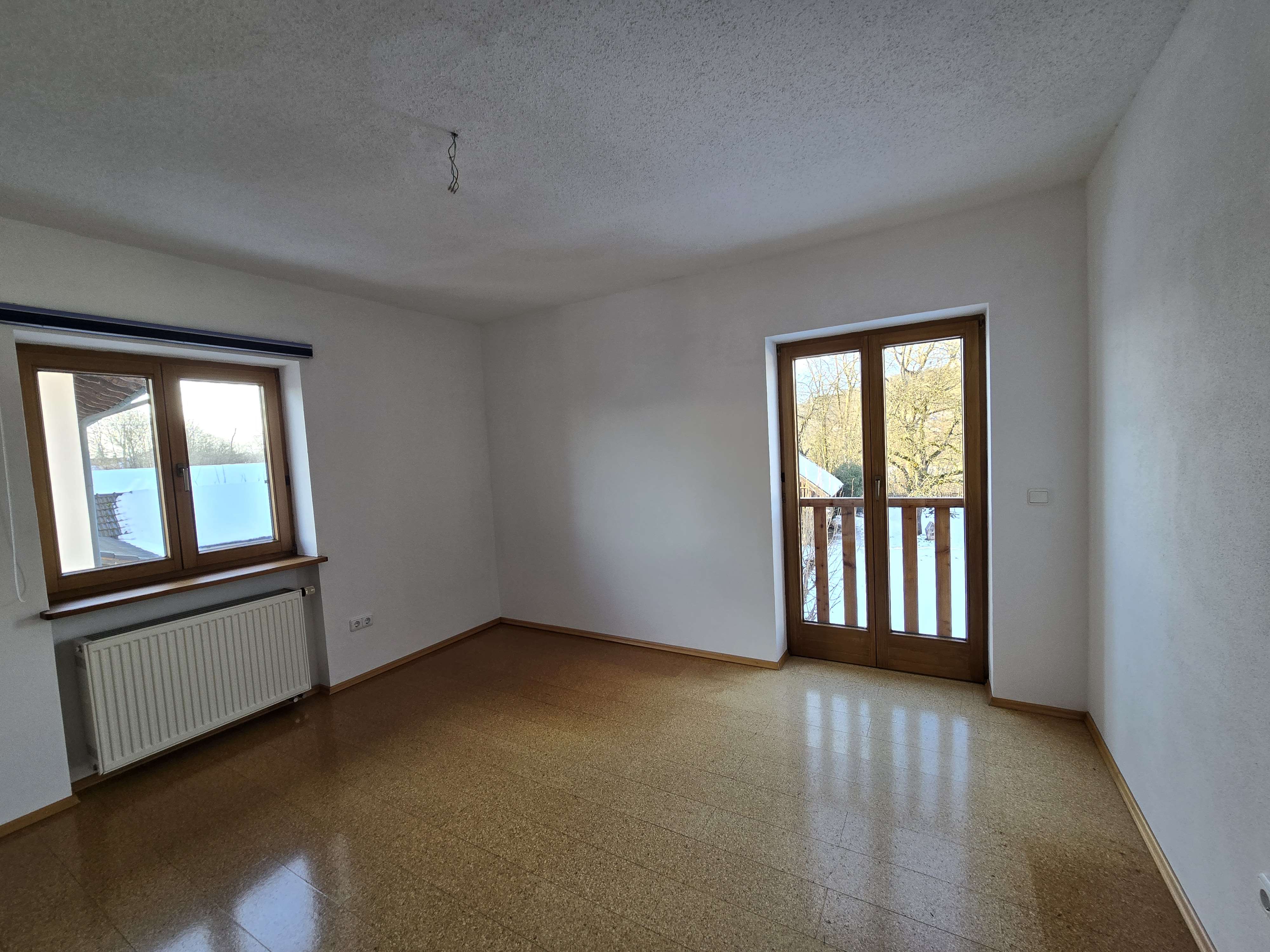 Immobilie in Winhöring - umfassend modernisiertes Haus mit 2 Einheiten auf 225m² mit 1.150m² Grund in ruhiger Hangkantenlage - Bild 5