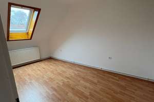 Helle Dachgeschosswohnung mit perfekter Raumaufteilung – Hebbelstraße 15, 30177 List, Hannover – Vorschaubild 4