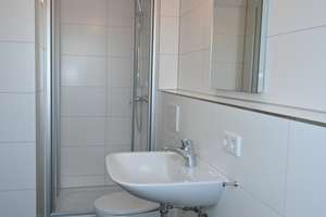 Stilvolle, zentralgelegene 2-Zimmer DG Wohnung in Regensburg – Galgenbergstrasse 5, 93053 Galgenberg, Regensburg – Vorschaubild 9