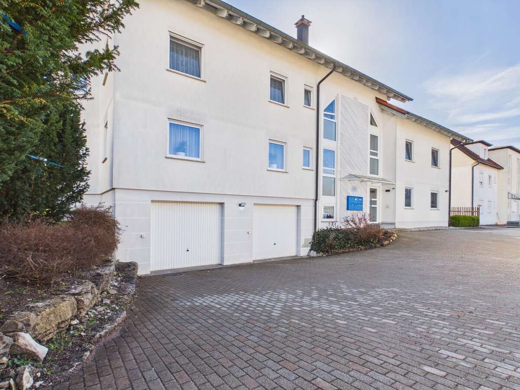 Immobilie in Gosheim - Schicke 3,5-Zimmerwohnung mit Wohlfühlambiente - Bild 1