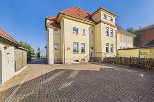 Vollvermietet und gepflegt - Mehrfamilienhaus mit Stellplätzen und Gartenflächen! – Die vollständige Adresse der Immobilie erhältst du vom Anbieter., 6406 Bernburg (Saale) – Vorschaubild 4