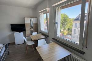 Geschmackvolles, vollständig renoviertes Zimmer in Neu-Isenburg – Frankfurter Straße 11, 63263 Neu-Isenburg – Vorschaubild 4