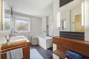 Property thumbnail 22