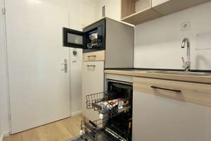 Kernsanierte, möblierte 1-Zimmer-Wohnung in zentraler Lage (TU, U-Bahn, Stadtpark...) – Ludwig-Feuerbach-Straße 7, 90489 Wöhrd, Nürnberg – Vorschaubild 6