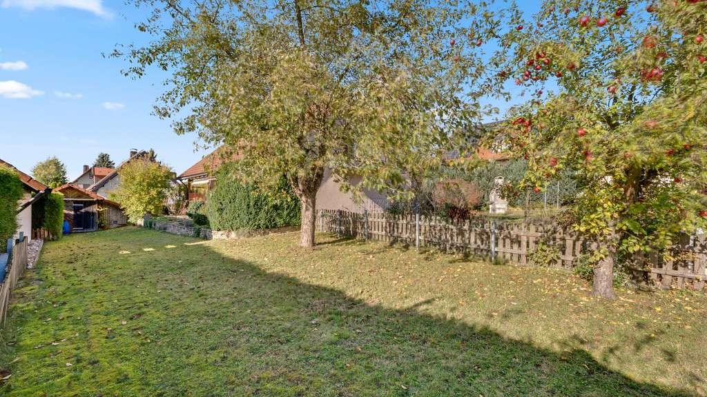 Immobilie in Rugendorf - Ruhige Lage! Gepflegtes Einfamilienhaus mit großer Südwest-Terrasse und tollem Garten - Bild 2