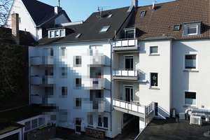 Ein Haus mit vielen Möglichkeiten - direkt auf der RÜ! – Die vollständige Adresse der Immobilie erhältst du vom Anbieter., 45131 Rüttenscheid, Essen – Vorschaubild 2