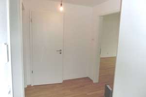 Helle 3 Zimmer Wohnung im EG in KfW 70 Haus – Wallbergstr 7, 85570 Markt Schwaben – Vorschaubild 5