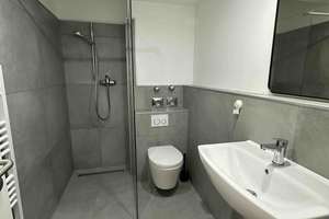Business-Studio (1-Zimmer Appartment) mit kleiner Terasse, kernsaniert und vollmöbliert – SPANDAUER STR 22, 40599 Hassels, Düsseldorf – Vorschaubild 8