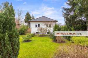 IMMOBERLIN.DE - Sehr attraktiver Bungalow mit Sonnengarten für das Wohlgefühl in ländlicher Lage – Havelland (Kreis) – Vorschaubild 1