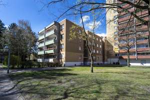 Schöne 2-Zimmer-Wohnung – Charlottenburger Chaussee 105, 13597 Wilhelmstadt, Berlin – Vorschaubild 2