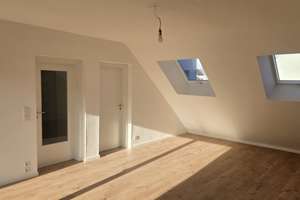 Helle 4,5-ETW im 4. OG mit Dachterrasse in N-Glockenhof (PROVISIONSFREI !) – Keplerstraße 2, 90478 Glockenhof, Nürnberg – Vorschaubild 9
